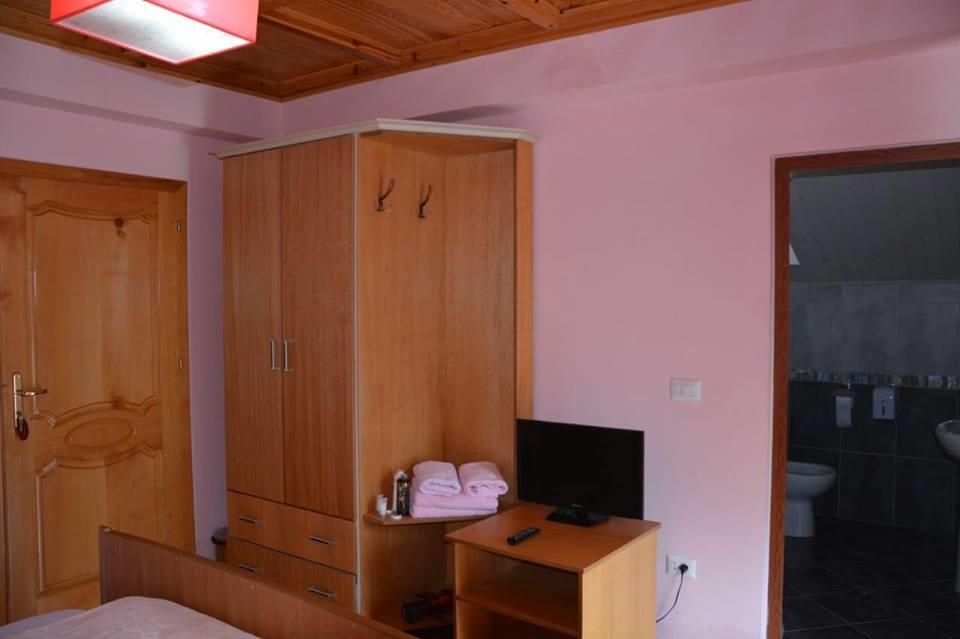 Lura Hotel Fushe-Lure